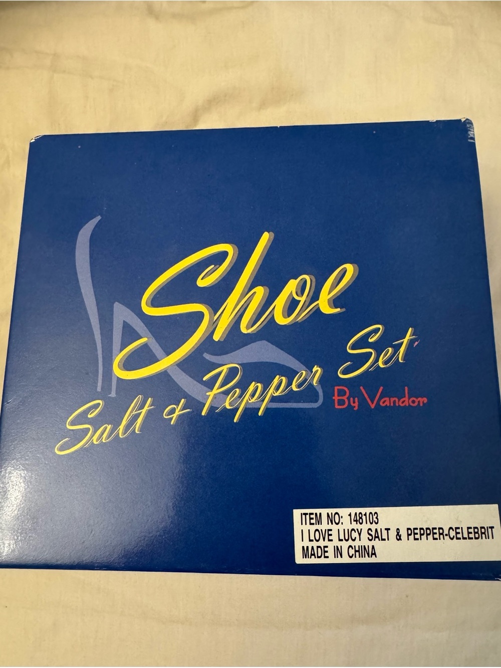 Vintage 1999 I Love Lucy High Heel Shoe Salt & Pepper Shakers Vandor - Picture 5 of 6